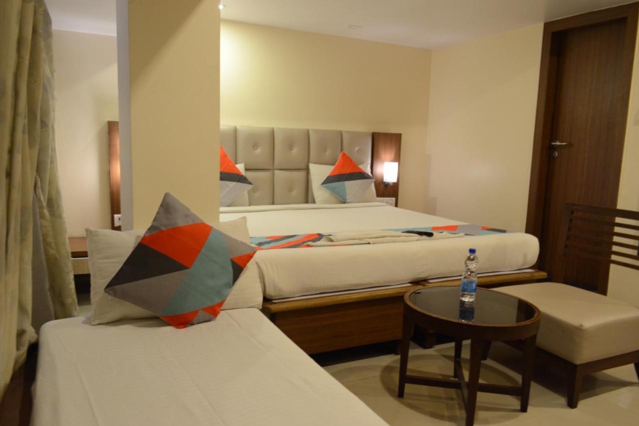 Hotel Aishwarya Residency Navi Mumbai Bagian luar foto